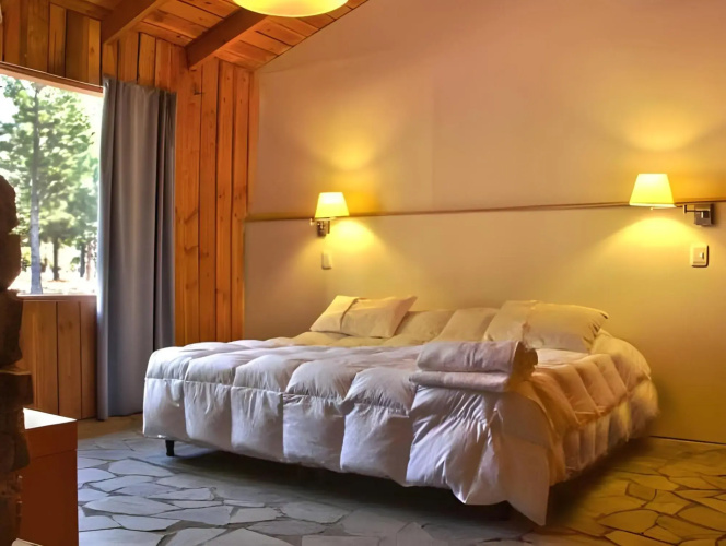 Paralelo 42° Lodge