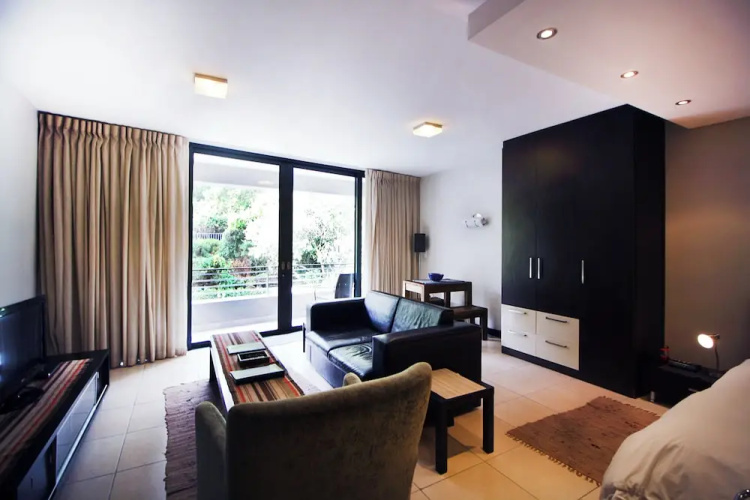 Cosy Studio in Camps Bay