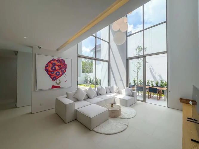 Luxury 3BR Pool Villa PrideLux 4 L10