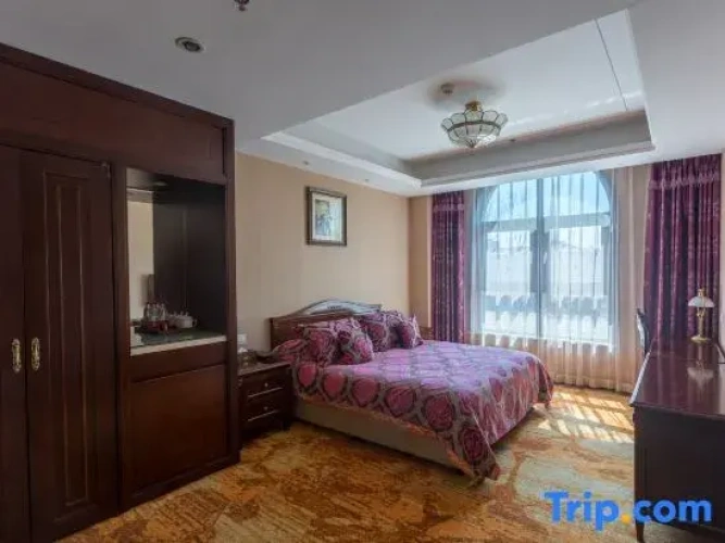 2 Bedrooms Suite