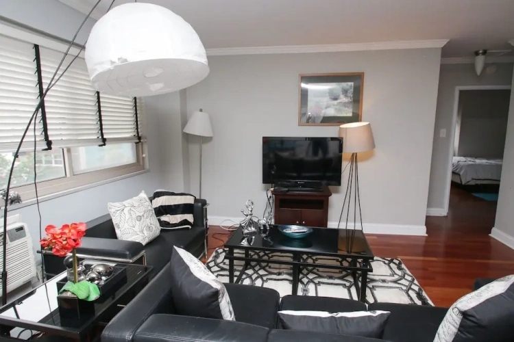 2 Bedrooms Premier Apartment with city view
