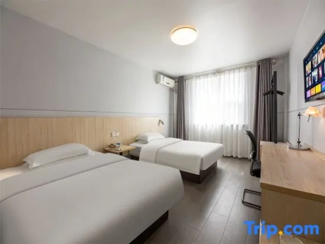 Deluxe Double Family room