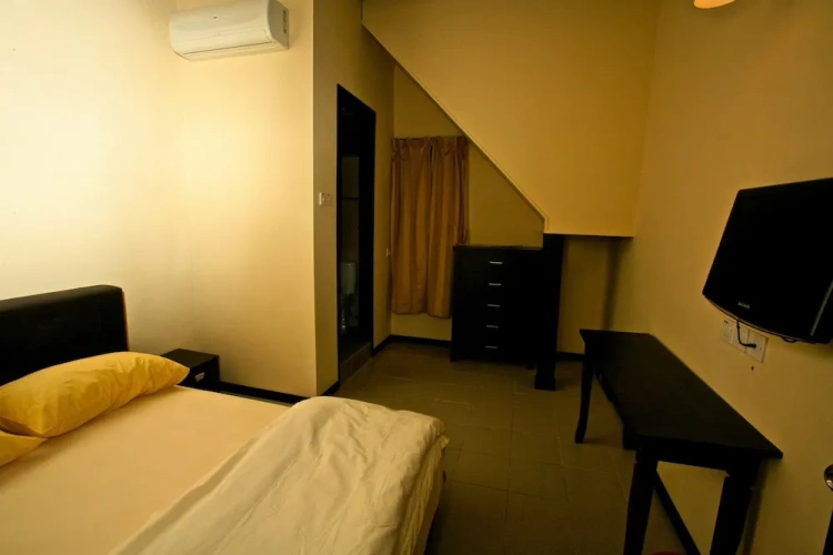 5 Bedrooms Standard Double room