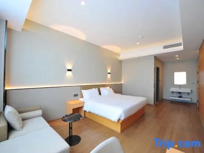 Premier Suite