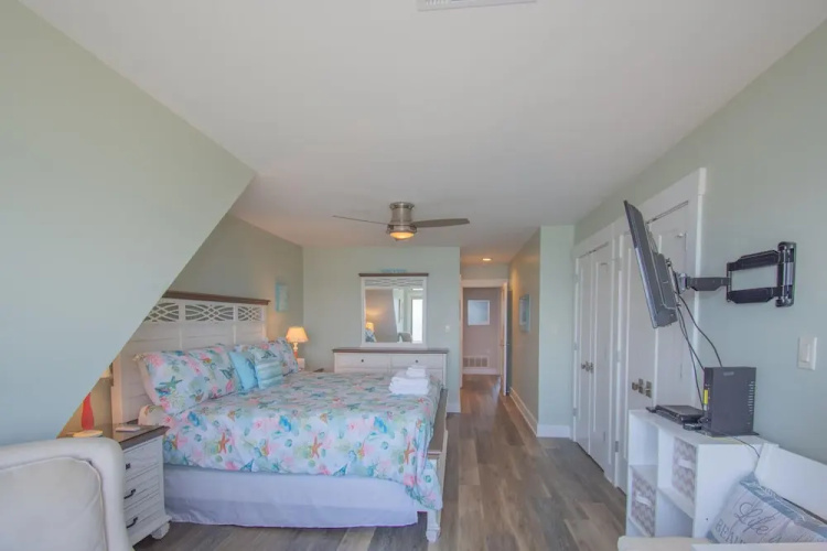 640 Newhaven