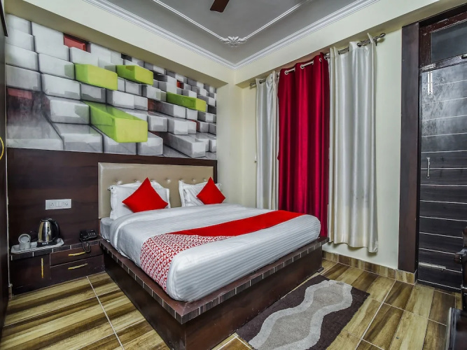 OYO 15989 RC Residency