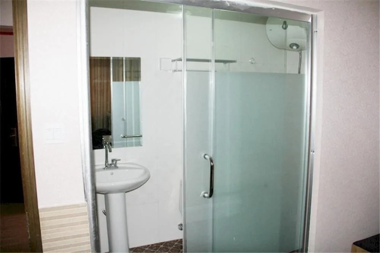 Qingdao New Holiday Hotel