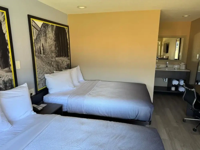 Standard Quadruple room