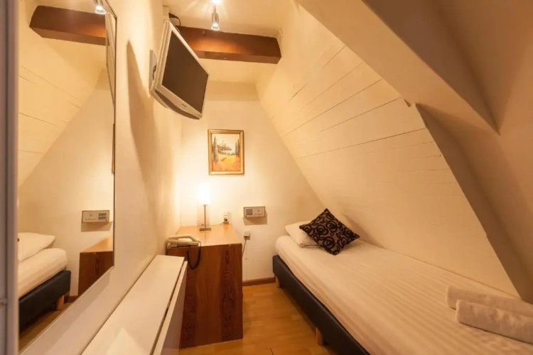 Economy Single room