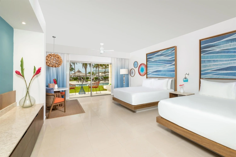 Double Junior Suite with pool view