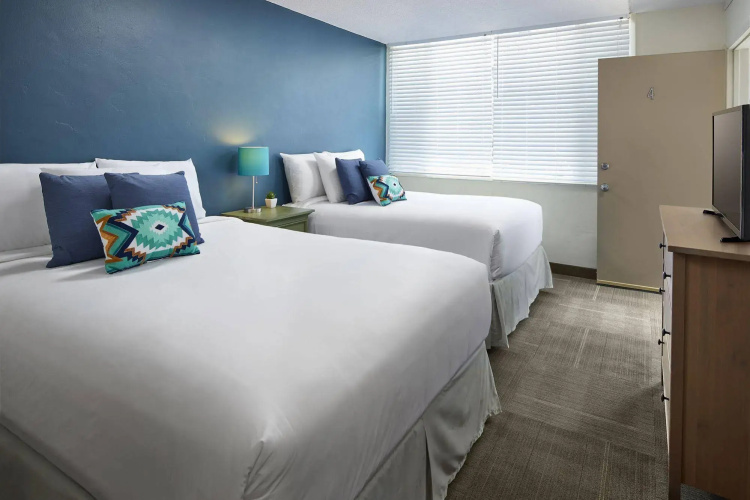 Pacific View Inn