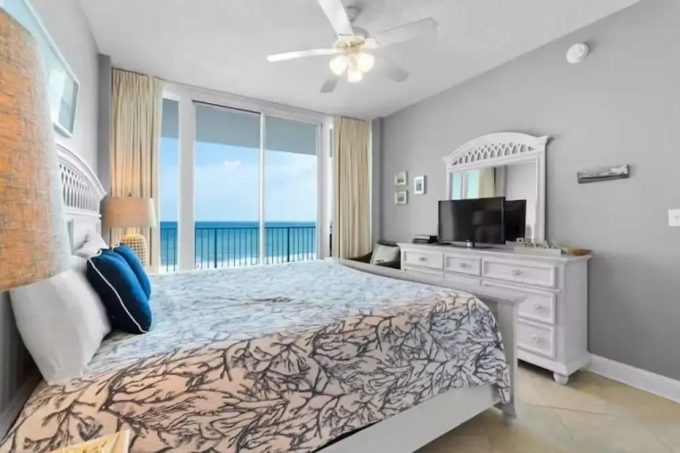 Lighthouse 513