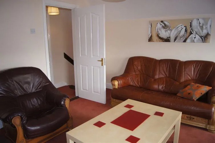 Crompton Hall Holiday Apartments