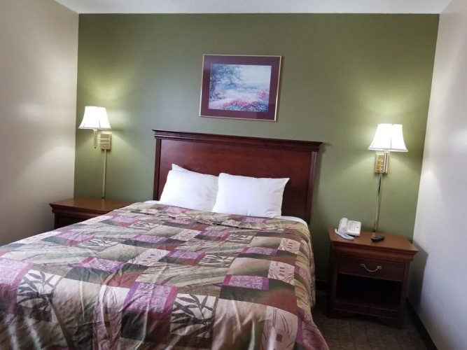 Briarwood Inn