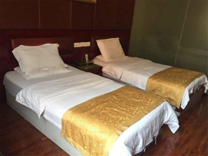 Jinbaoli Business Hotel