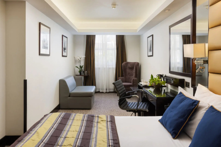 Deluxe Triple room