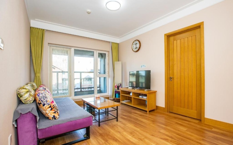2 Bedrooms Apartment