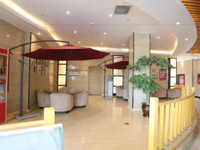 Mona Hotel