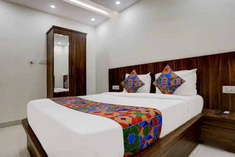 FabHotel Oriental