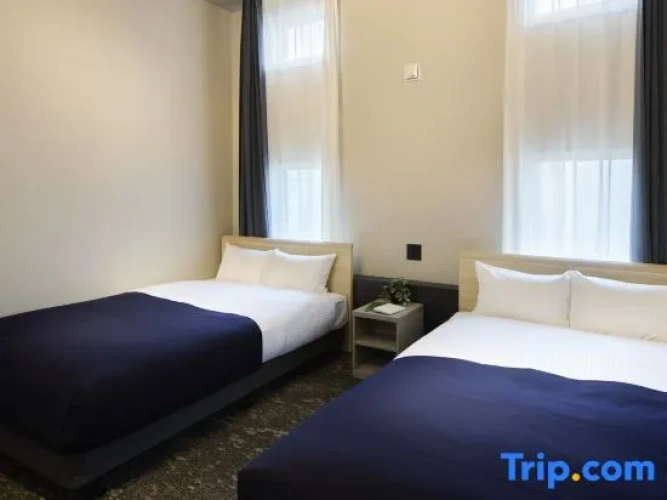 1 Bedroom Premium Suite