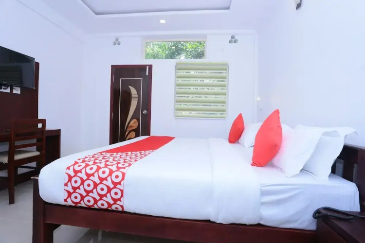 OYO 23561 Mystique Resort