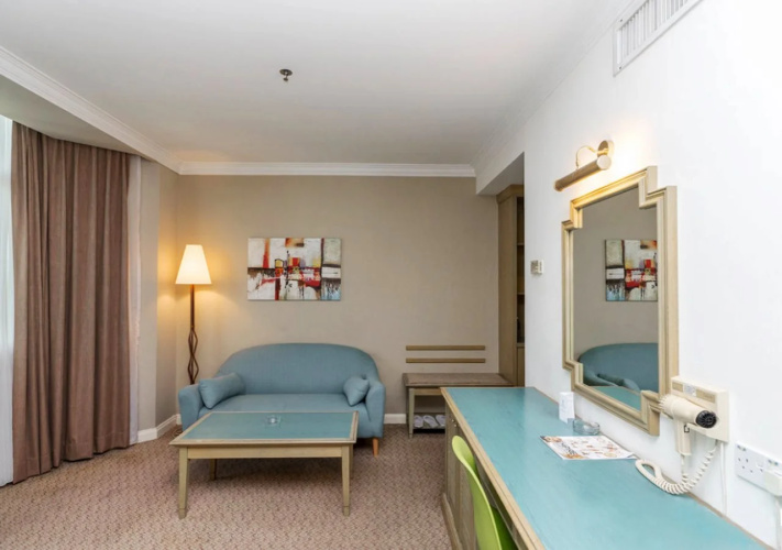 Regalodge Hotel & Spa