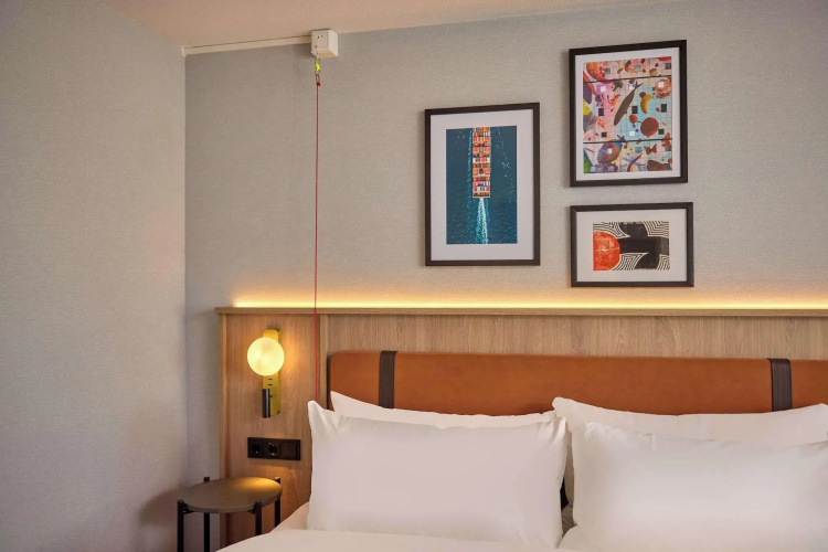 DoubleTree by Hilton Rotterdam Centre Hotel