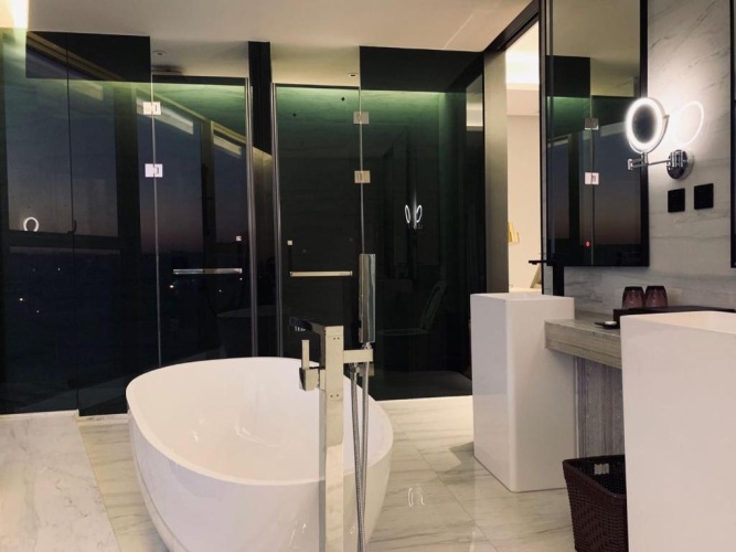 Premier Double Suite