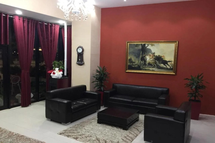 Haris Hotel