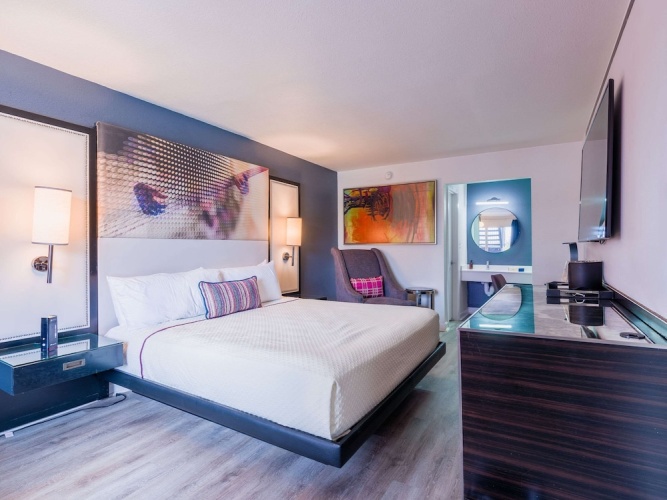 Standard Mobility Accessible Double room
