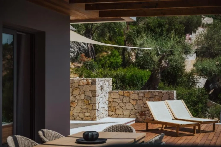 4 Bedrooms Cottage