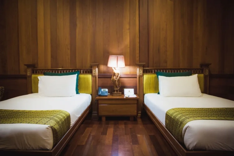 Deluxe Twin room with balcony