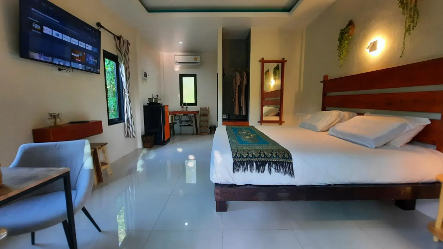 Baan Reenaa Lanta