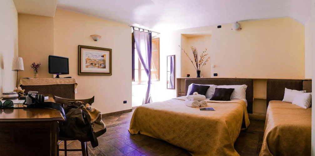 Room & Breakfast La Dimora