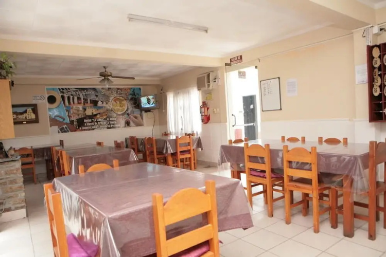 Hostal La Linda