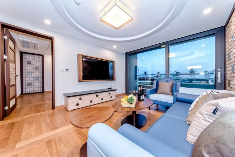 Twin Family Suite with partial ocean view
