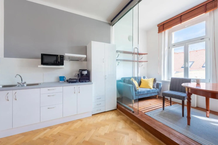 Modern apartment few steps from centre