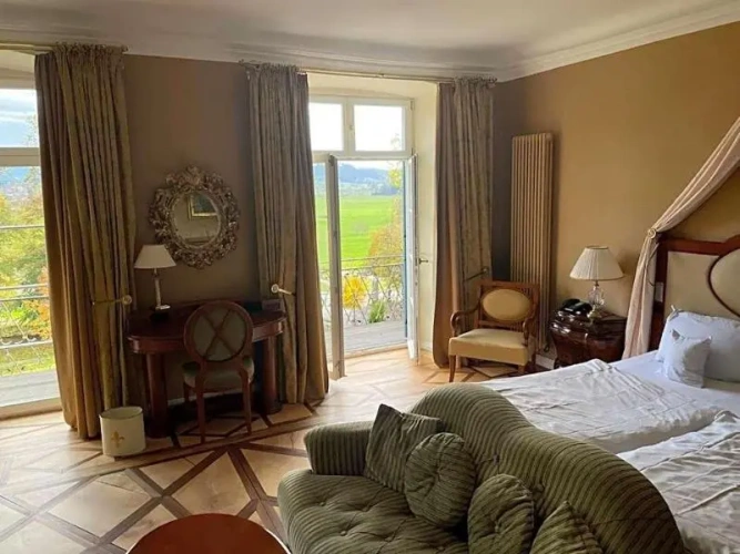 Standard Suite