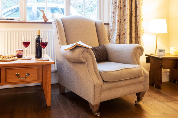 Ingleton 2-bed Cottage, Sleeps 4, Pet Ok & Parking