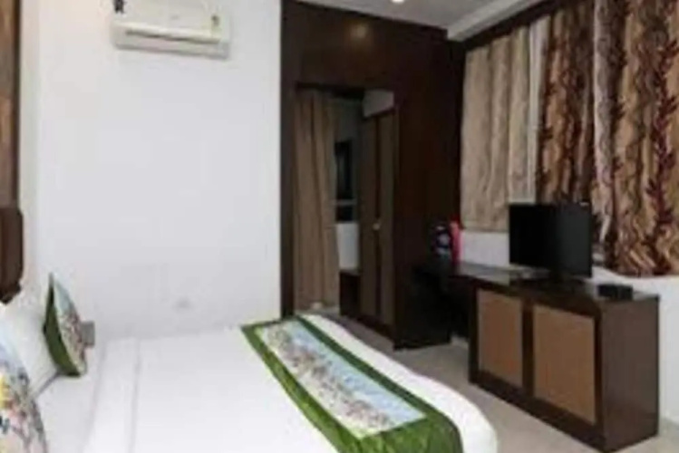 Clarks Inn Cytrus Noida