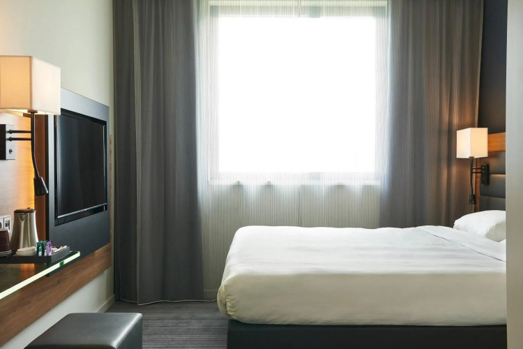 MOXY Frankfurt Eschborn