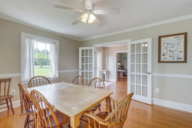 Updated Cape Charles Home ~ 2 Mi to Beachfront!