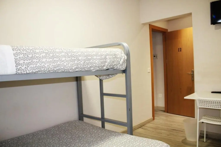 Economy Triple room