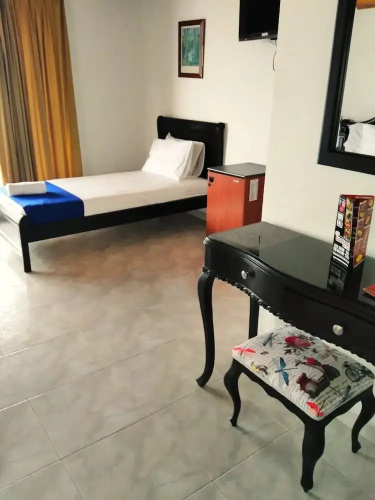 Travel Blue Hotels