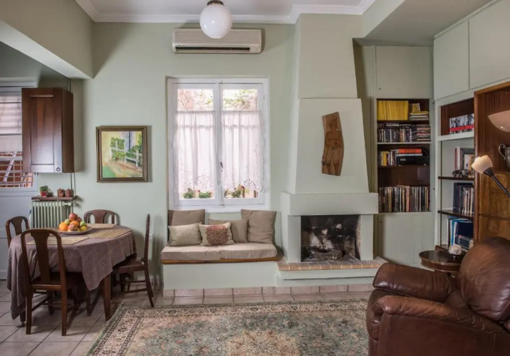 Elly's house in Athens