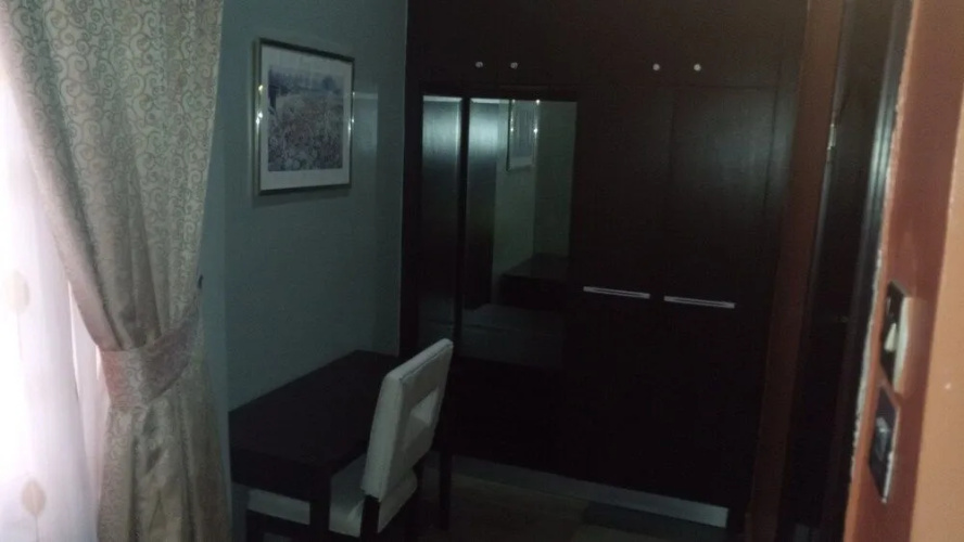 Hard Break Hotel and Suite