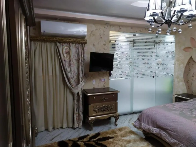 3 Bedrooms Apartment