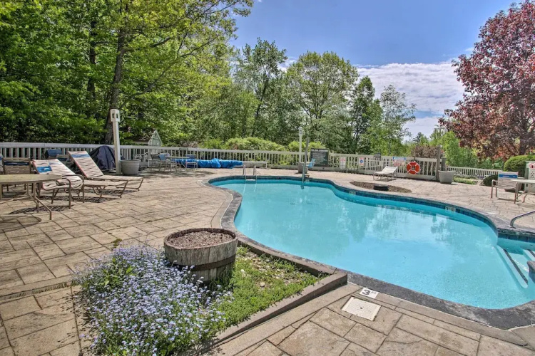 Cozy Jackson Condo w/ Mtn Views & Pool Access!