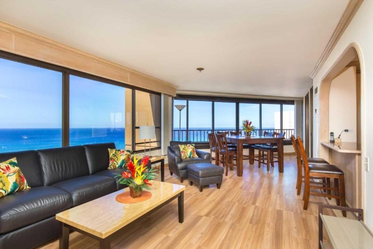 2 Bedrooms Apartment