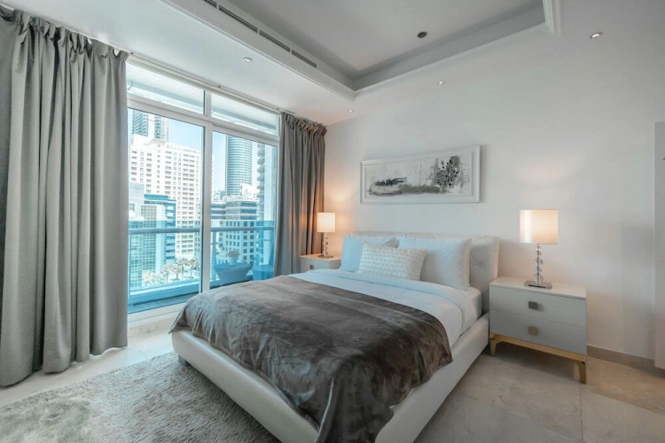 1 BR Luxury Apartment - Orra Marina - MSG 8745